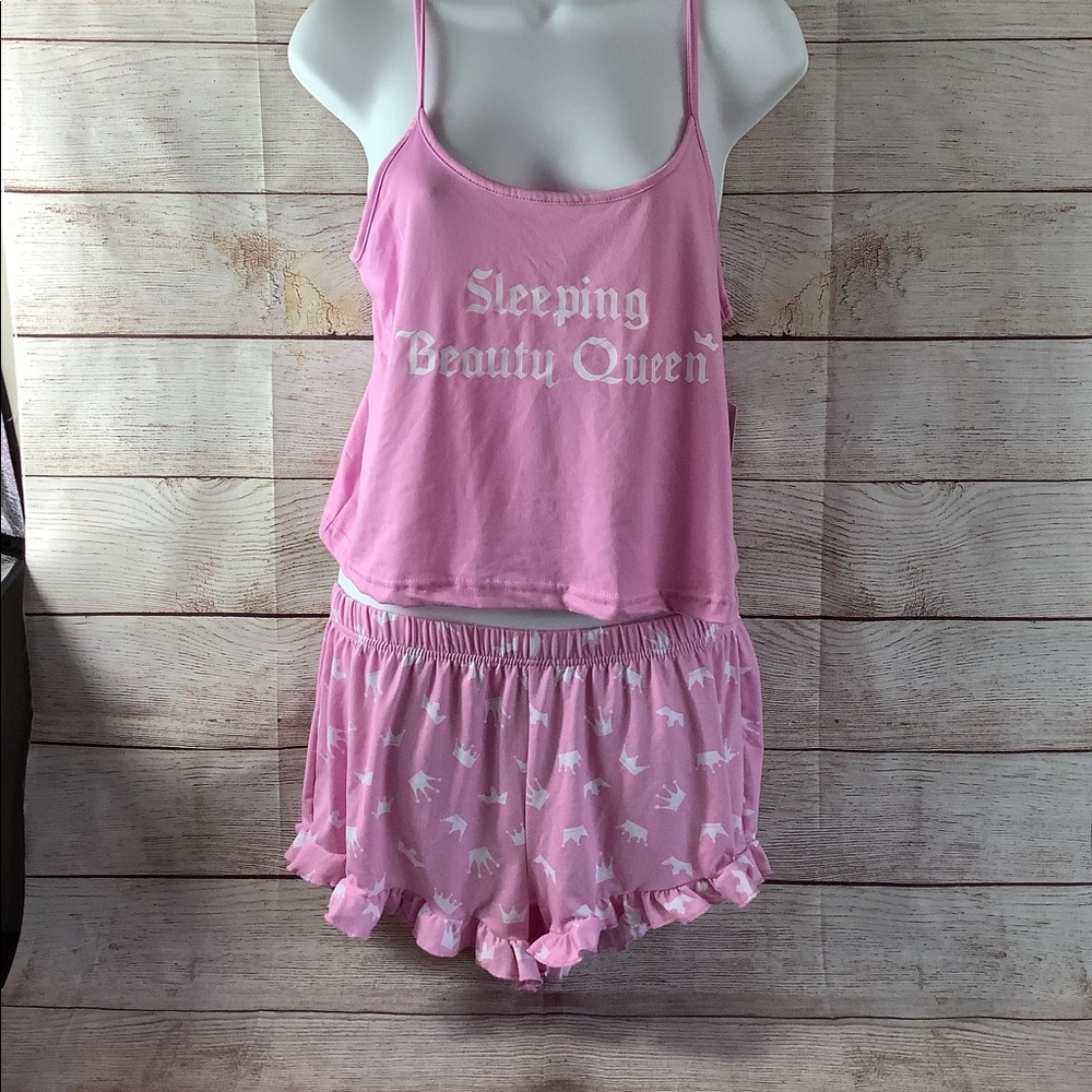 Brand New Cute Women’s Sleep Set XL!